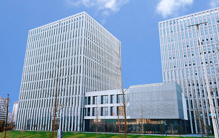 武汉市井迷科技文旅小程序与景点导览系统技术架构解析